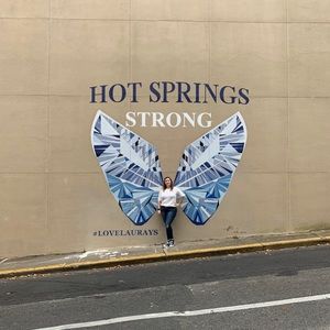 Meet your Posher, Yesenia